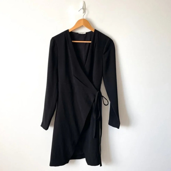 Aritzia Babaton Juro Wrap Dress Black Size Medium - Picture 4 of 9